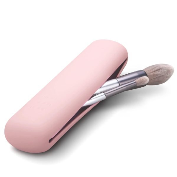 Large Travel Makeup Brush Holder, Magnetic Anti-fall Out Silicon Portable Cosmetic Face Brushes Holder, Soft and Sleek Makeup Tools Organizer for Travel- (8.27 * 2.36 * 1.57)